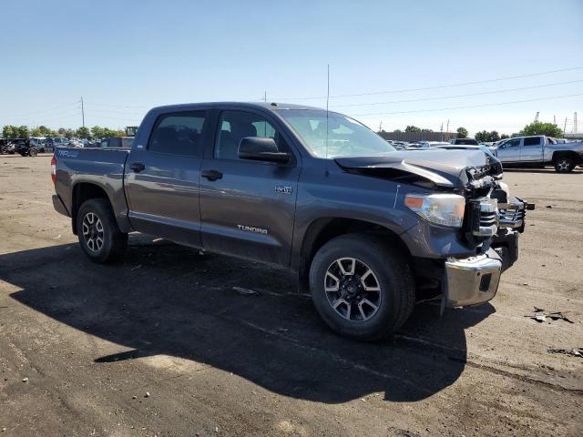 Photo 3 VIN: 5TFDW5F13GX504413 - TOYOTA TUNDRA CRE 