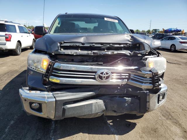 Photo 4 VIN: 5TFDW5F13GX504413 - TOYOTA TUNDRA CRE 