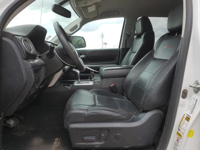 Photo 6 VIN: 5TFDW5F13GX506758 - TOYOTA TUNDRA CRE 