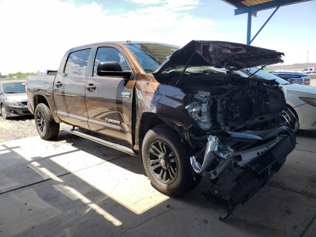 Photo 3 VIN: 5TFDW5F13GX538867 - TOYOTA TUNDRA CRE 