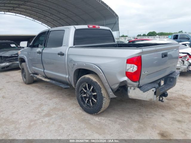 Photo 2 VIN: 5TFDW5F13GX543602 - TOYOTA TUNDRA 