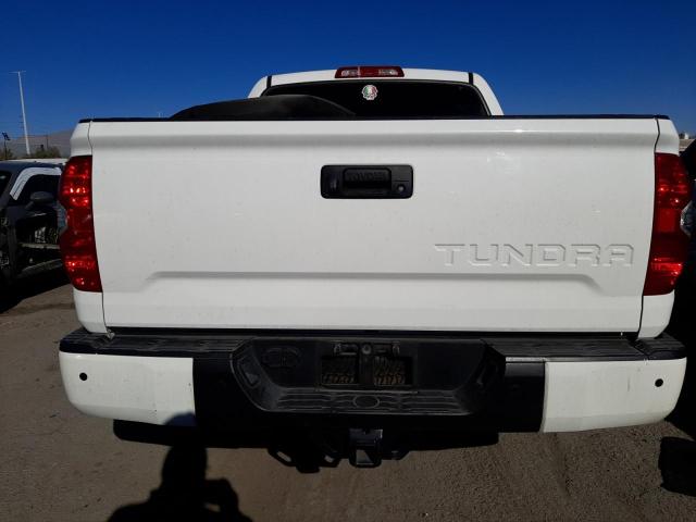 Photo 5 VIN: 5TFDW5F13HX611981 - TOYOTA TUNDRA 