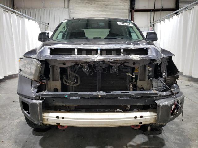 Photo 4 VIN: 5TFDW5F13HX669296 - TOYOTA TUNDRA CRE 