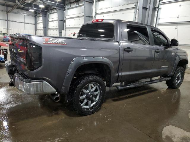 Photo 2 VIN: 5TFDW5F13JX711973 - TOYOTA TUNDRA 