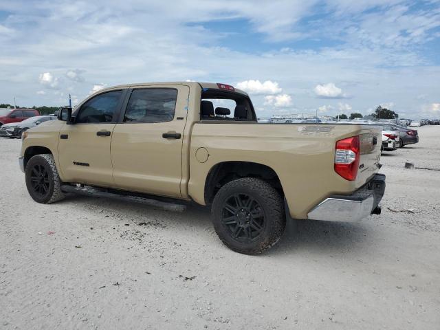 Photo 1 VIN: 5TFDW5F13JX722326 - TOYOTA TUNDRA CRE 