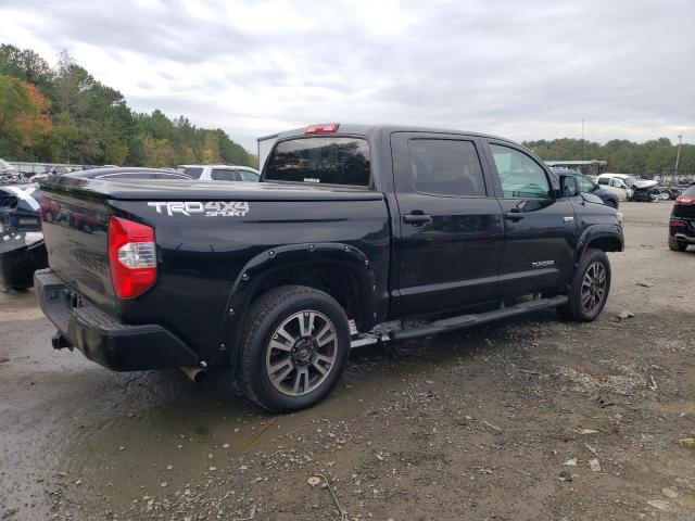 Photo 2 VIN: 5TFDW5F13KX824615 - TOYOTA TUNDRA 