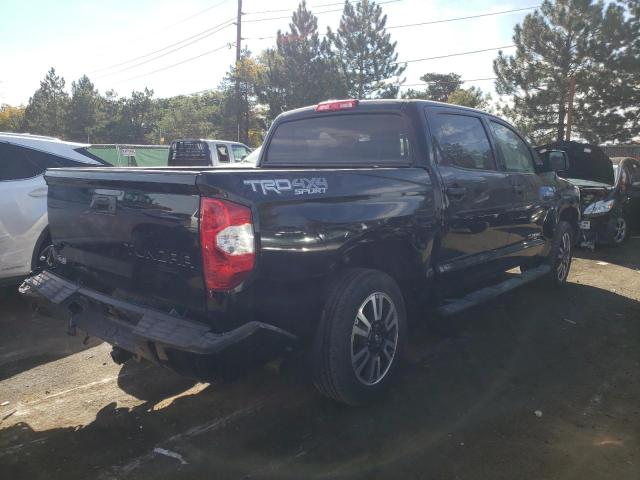 Photo 3 VIN: 5TFDW5F13KX837607 - TOYOTA TUNDRA CRE 