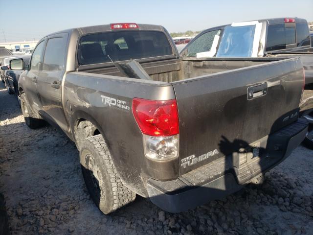 Photo 2 VIN: 5TFDW5F14BX195754 - TOYOTA TUNDRA CRE 