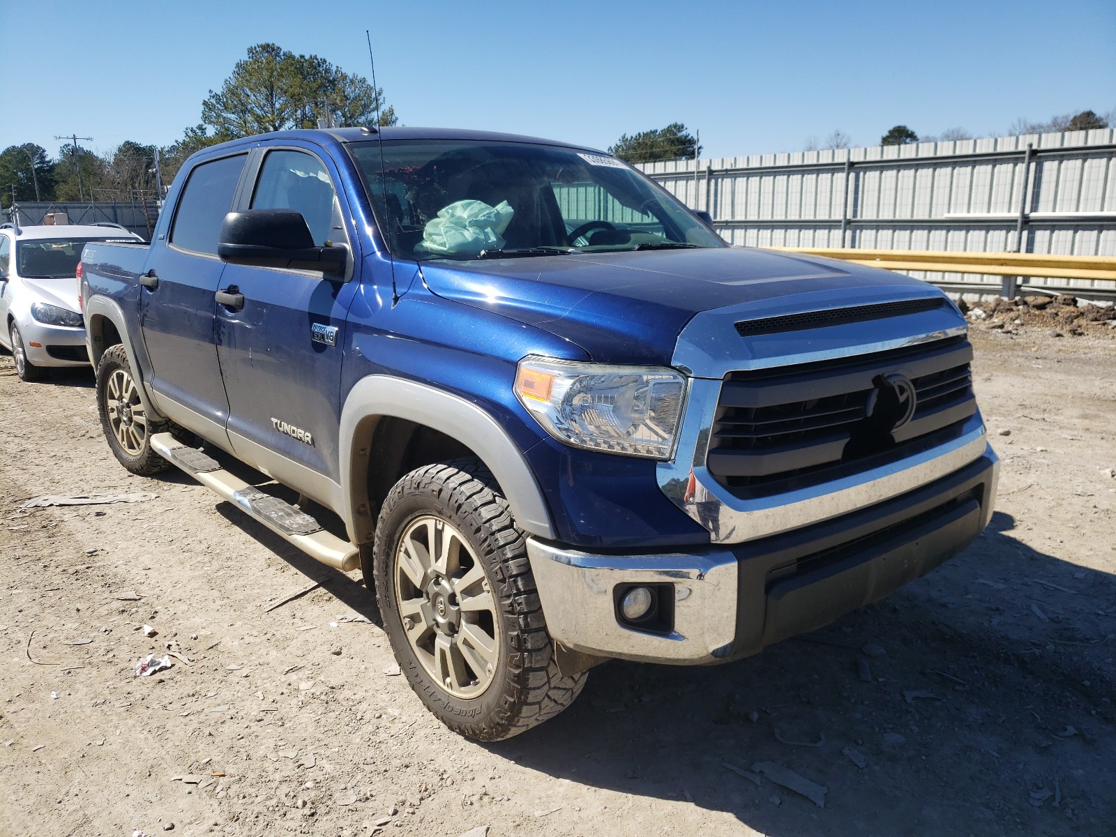 Photo 0 VIN: 5TFDW5F14FX424228 - TOYOTA TUNDRA CRE 