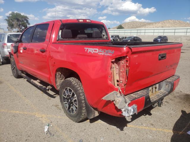 Photo 2 VIN: 5TFDW5F14GX498086 - TOYOTA TUNDRA CRE 