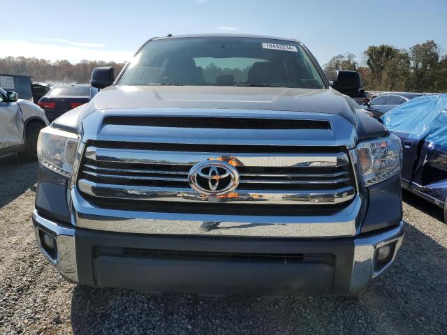 Photo 4 VIN: 5TFDW5F14HX599808 - TOYOTA TUNDRA CRE 