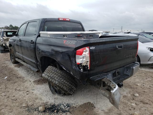 Photo 2 VIN: 5TFDW5F14HX633956 - TOYOTA TUNDRA CRE 