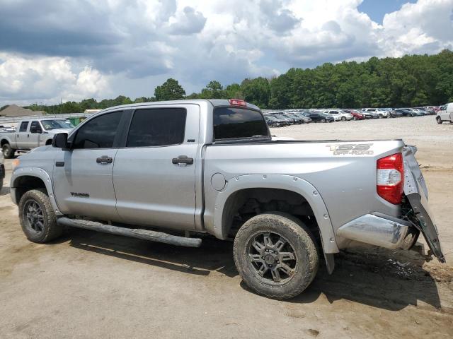 Photo 1 VIN: 5TFDW5F14HX637599 - TOYOTA TUNDRA CRE 