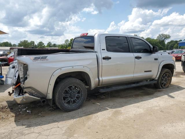 Photo 2 VIN: 5TFDW5F14HX637599 - TOYOTA TUNDRA CRE 