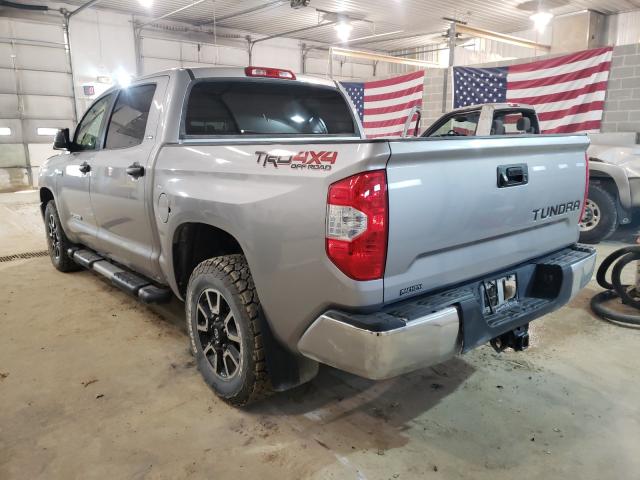 Photo 2 VIN: 5TFDW5F14HX671851 - TOYOTA TUNDRA CRE 