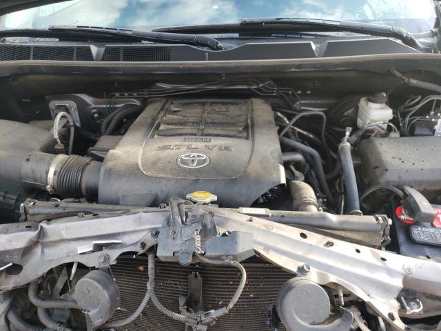 Photo 6 VIN: 5TFDW5F14HX672756 - TOYOTA TUNDRA CRE 