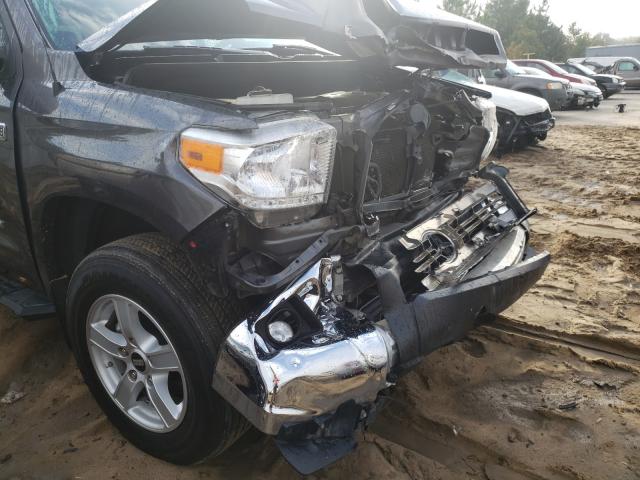 Photo 8 VIN: 5TFDW5F14HX672756 - TOYOTA TUNDRA CRE 