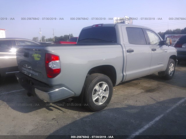 Photo 3 VIN: 5TFDW5F14JX742729 - TOYOTA TUNDRA 4WD 