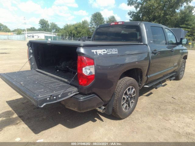 Photo 3 VIN: 5TFDW5F14JX748188 - TOYOTA TUNDRA 4WD 