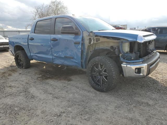 Photo 3 VIN: 5TFDW5F14KX790135 - TOYOTA TUNDRA 