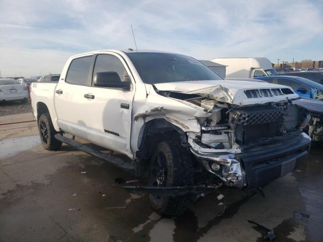 Photo 3 VIN: 5TFDW5F14KX837857 - TOYOTA TUNDRA 