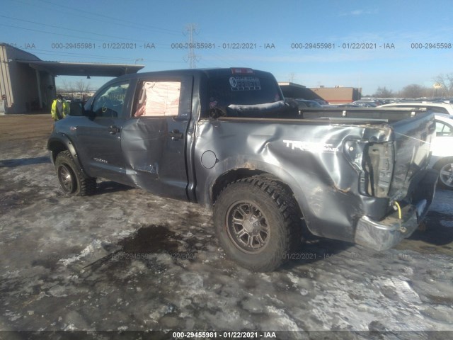 Photo 2 VIN: 5TFDW5F15AX116591 - TOYOTA TUNDRA 4WD TRUCK 