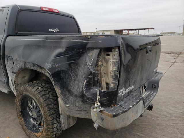 Photo 8 VIN: 5TFDW5F15BX165663 - TOYOTA TUNDRA CRE 