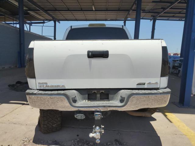 Photo 5 VIN: 5TFDW5F15BX210360 - TOYOTA TUNDRA 