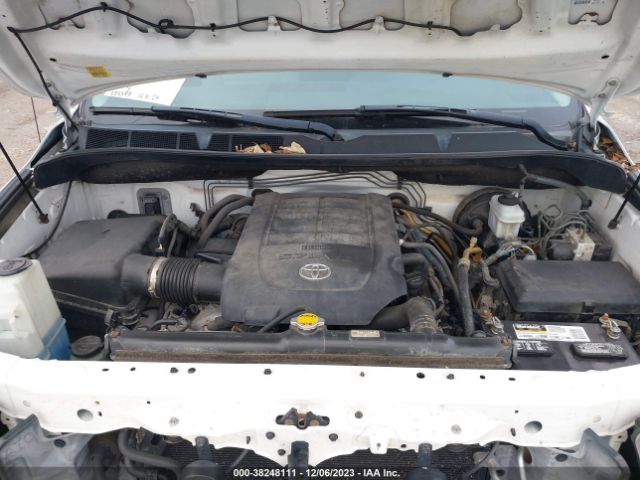 Photo 9 VIN: 5TFDW5F15CX269085 - TOYOTA TUNDRA 