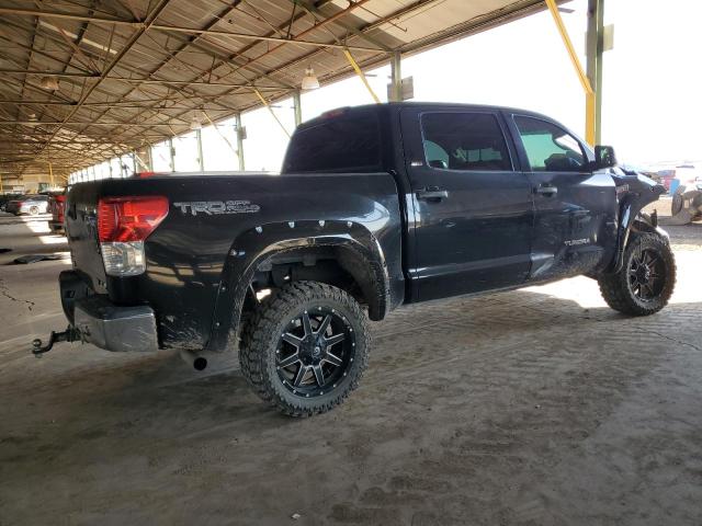 Photo 2 VIN: 5TFDW5F15DX317928 - TOYOTA TUNDRA CRE 