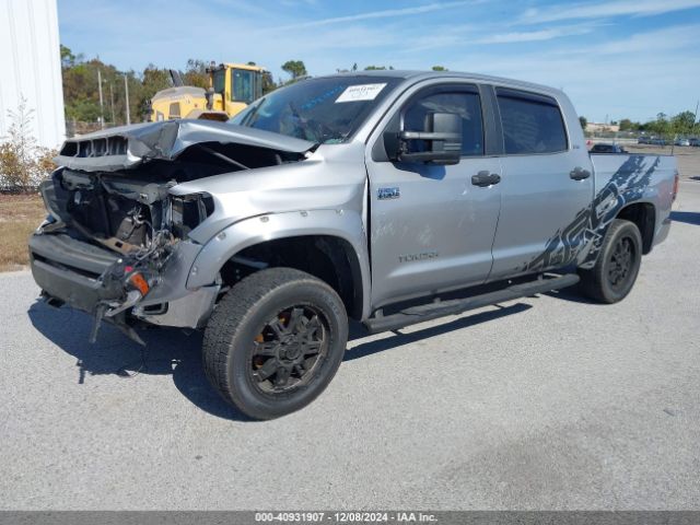 Photo 1 VIN: 5TFDW5F15FX423041 - TOYOTA TUNDRA 