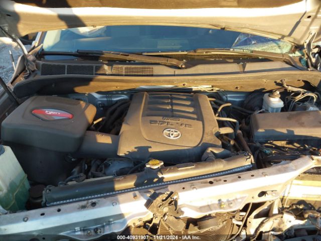 Photo 9 VIN: 5TFDW5F15FX423041 - TOYOTA TUNDRA 