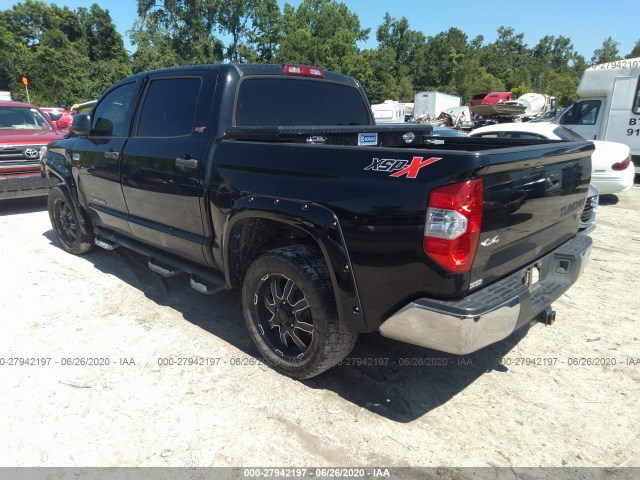 Photo 2 VIN: 5TFDW5F15GX491082 - TOYOTA TUNDRA 4WD TRUCK 