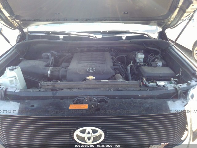 Photo 9 VIN: 5TFDW5F15GX491082 - TOYOTA TUNDRA 4WD TRUCK 