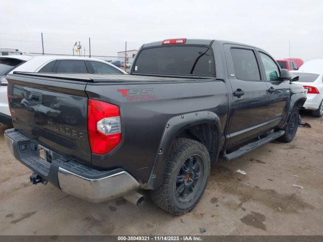 Photo 3 VIN: 5TFDW5F15GX521004 - TOYOTA TUNDRA 