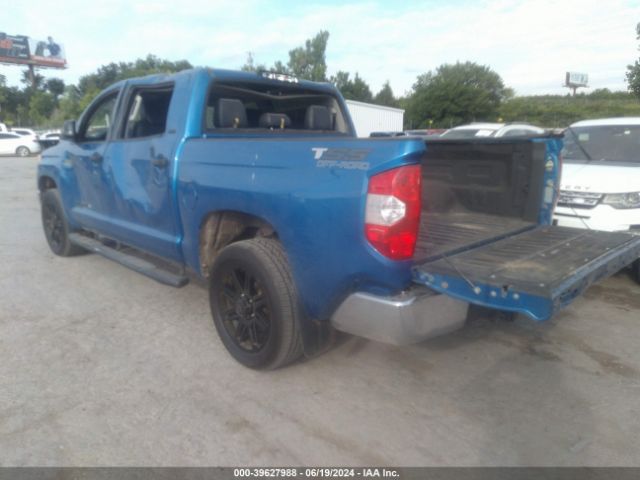 Photo 2 VIN: 5TFDW5F15HX606801 - TOYOTA TUNDRA 