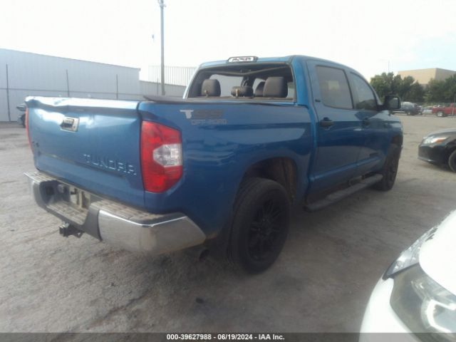 Photo 3 VIN: 5TFDW5F15HX606801 - TOYOTA TUNDRA 