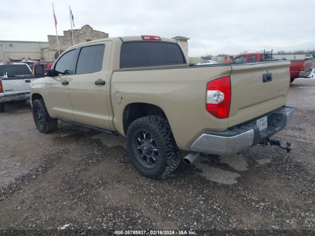 Photo 2 VIN: 5TFDW5F15HX641399 - TOYOTA TUNDRA 