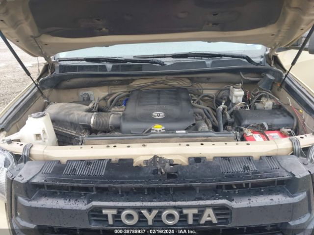 Photo 9 VIN: 5TFDW5F15HX641399 - TOYOTA TUNDRA 