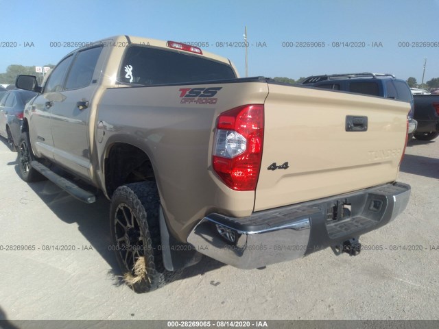 Photo 2 VIN: 5TFDW5F15HX667954 - TOYOTA TUNDRA 4WD 