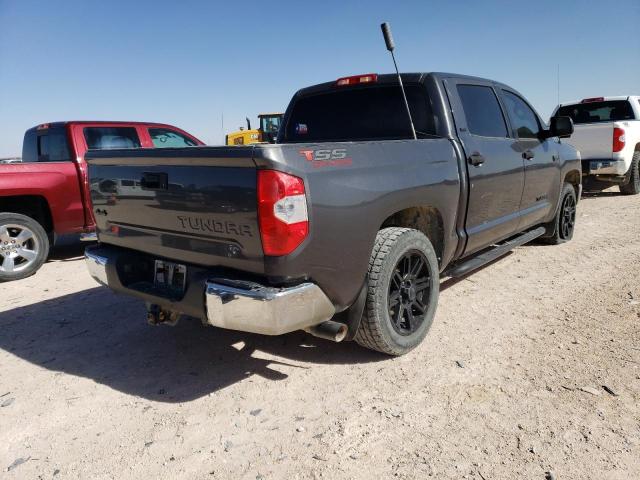 Photo 2 VIN: 5TFDW5F15JX719296 - TOYOTA TUNDRA CRE 