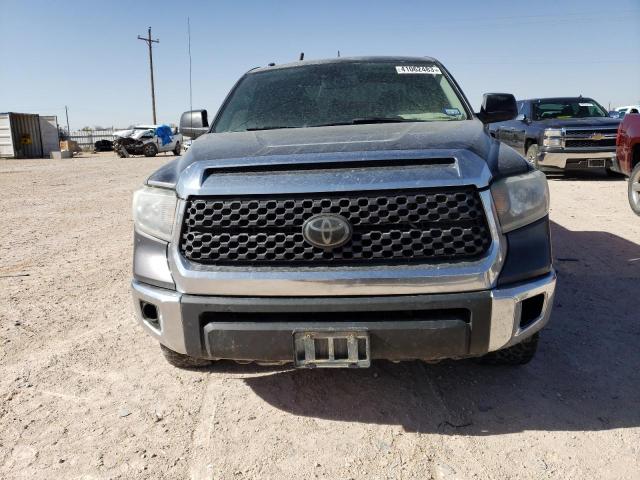 Photo 4 VIN: 5TFDW5F15JX719296 - TOYOTA TUNDRA CRE 