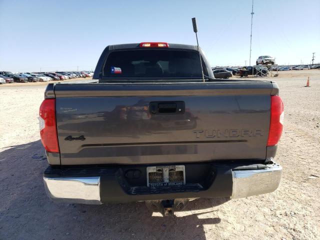 Photo 5 VIN: 5TFDW5F15JX719296 - TOYOTA TUNDRA CRE 