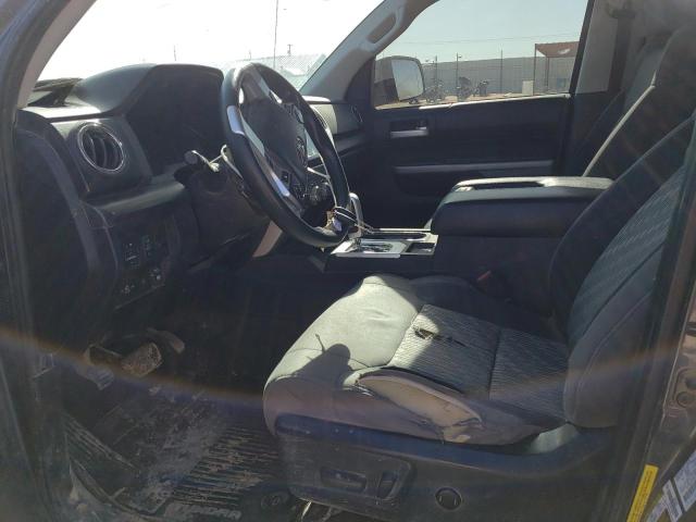 Photo 6 VIN: 5TFDW5F15JX719296 - TOYOTA TUNDRA CRE 