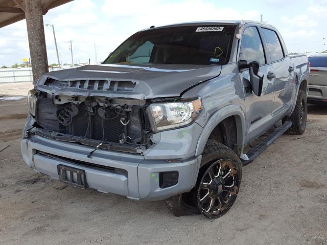 Photo 1 VIN: 5TFDW5F15JX772659 - TOYOTA TUNDRA CRE 