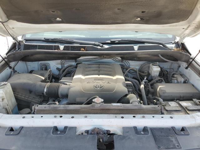 Photo 10 VIN: 5TFDW5F15KX789138 - TOYOTA TUNDRA CRE 