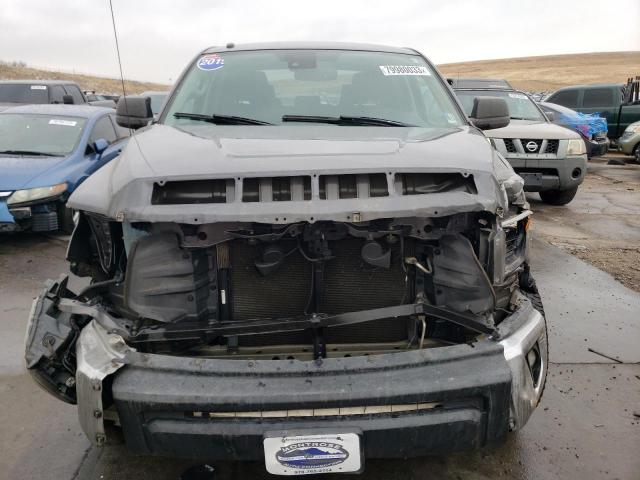 Photo 4 VIN: 5TFDW5F15KX789835 - TOYOTA TUNDRA 