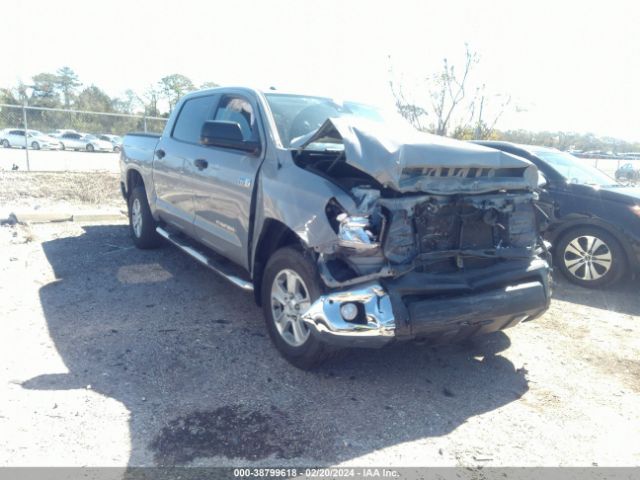 Photo 0 VIN: 5TFDW5F15KX810554 - TOYOTA TUNDRA 