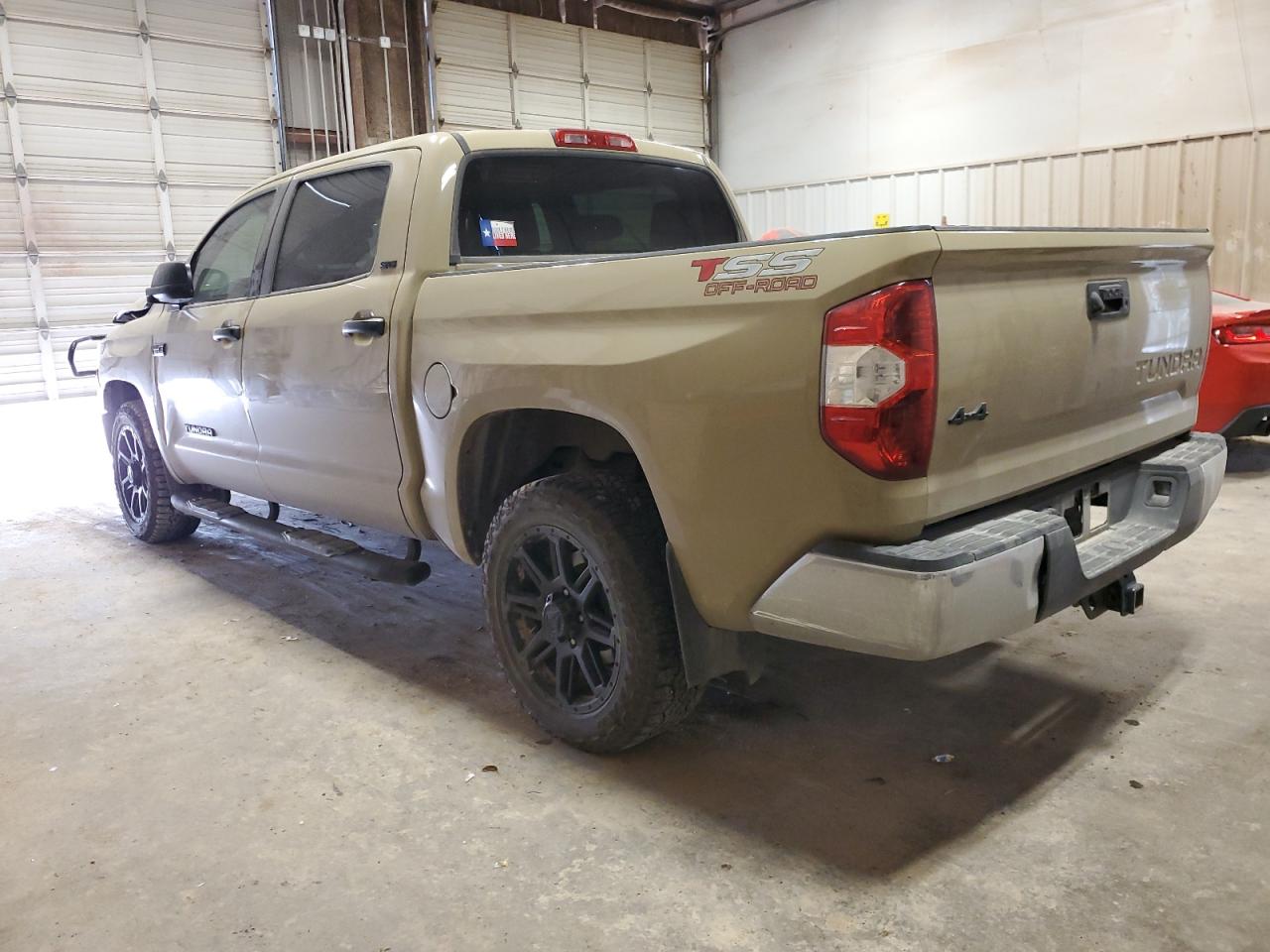 Photo 1 VIN: 5TFDW5F15KX864338 - TOYOTA TUNDRA 