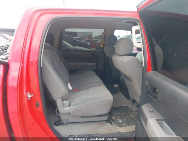 Photo 7 VIN: 5TFDW5F16BX205068 - TOYOTA TUNDRA 